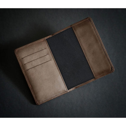 Prestbury Passport Wallet - Image 3
