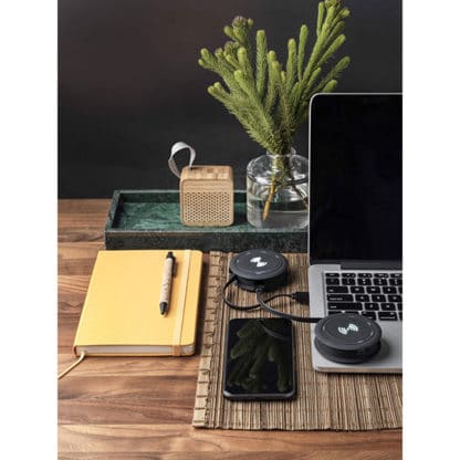 SCX Wireless Charger & USB Hub with Light Up Logo - Image 3