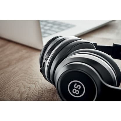 Noise Cancelling Foldable Wireless Headphones - Image 3